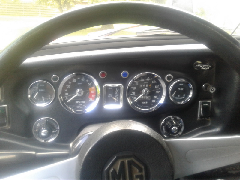 mgb-small-_09.jpg