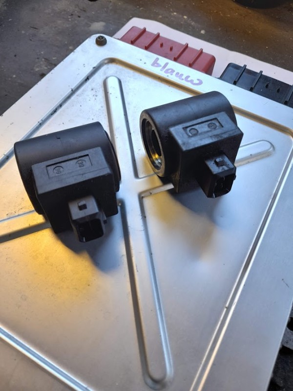 VVC hydraulic solenoids.jpg