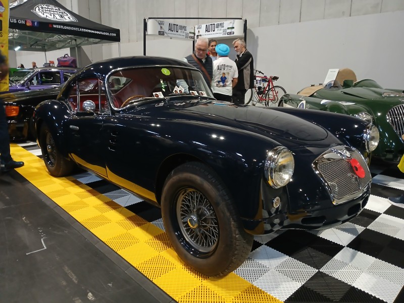 MG A coupé front.jpg