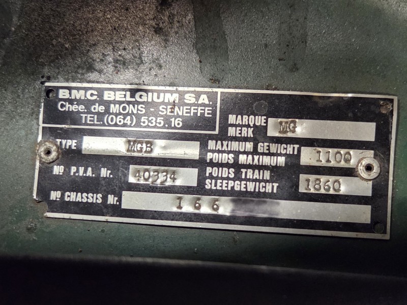 MGB typeplaatje.jpg