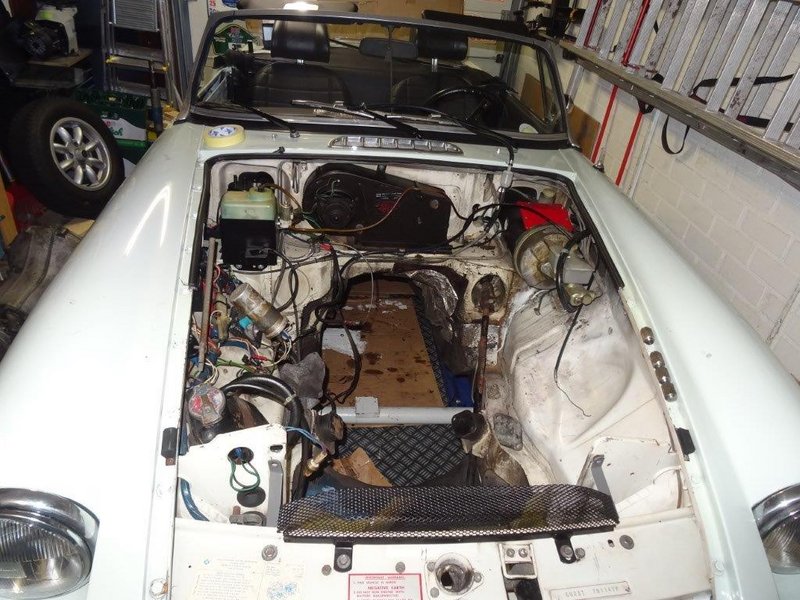 Bak er uit, motor ruimte kan ook een beurt gebruiken